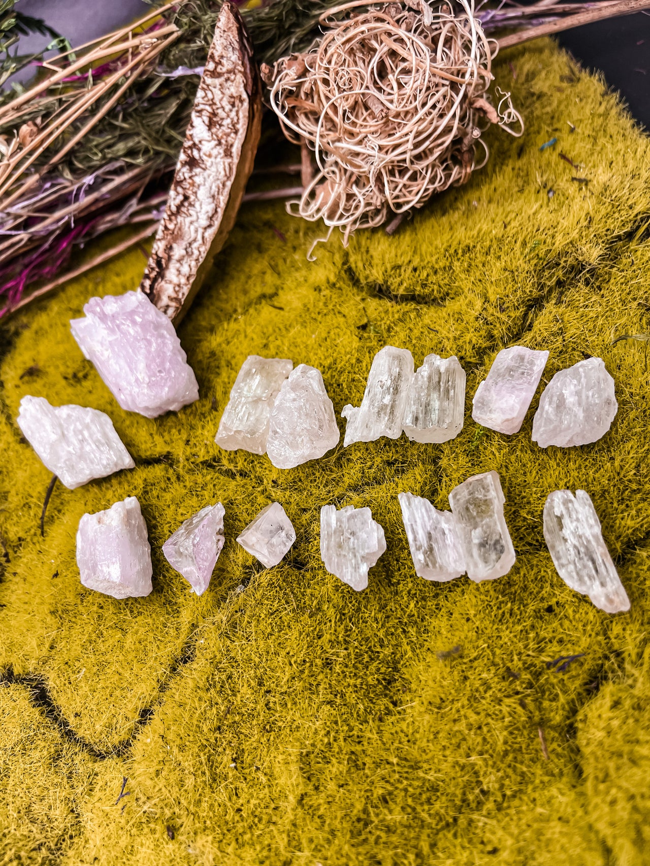 Natural Kunzite for heart healing - Moth to Flame Candles